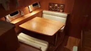 Interieur zeilboot